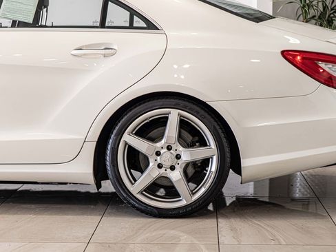 Used 2012 Mercedes-Benz CLS 550 4MATIC image 7