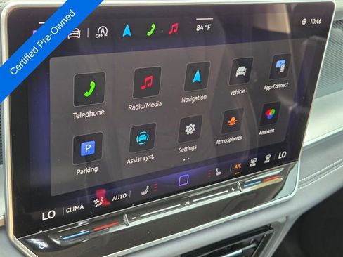 Certified 2025 Volkswagen Tiguan SE FWD image 20