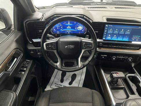 Used 2024 Chevrolet Silverado 1500 LT Trail Boss w/ Convenience Package II AWD/4WD image 23