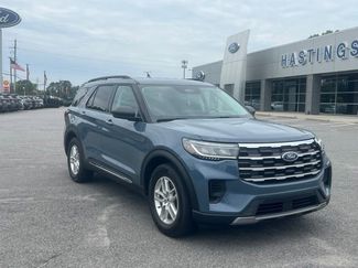 Used 2025 Ford Explorer Active RWD video 1