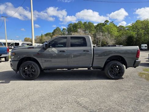 New 2026 RAM 2500 Big Horn AWD/4WD image 6