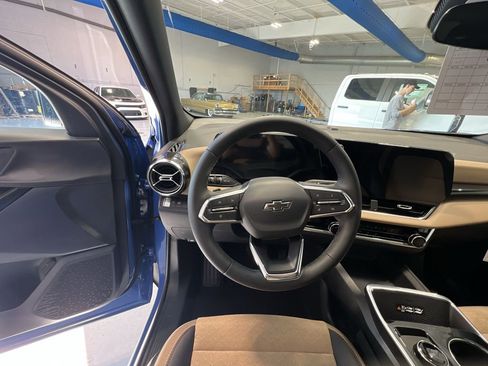 New 2026 Chevrolet Equinox ACTIV image 12