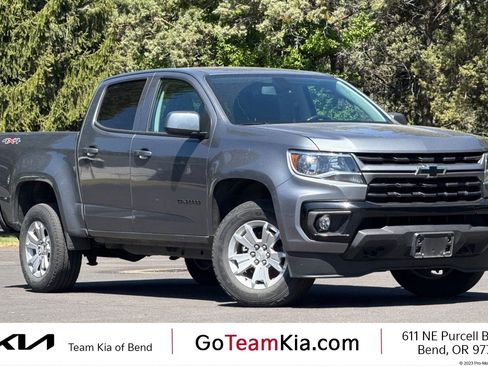 Used 2022 Chevrolet Colorado LT w/ LT Convenience Package AWD/4WD image 1