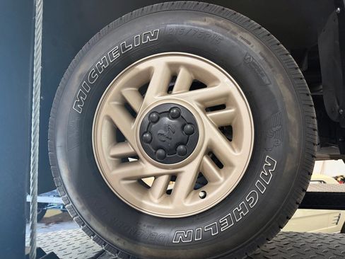 Used 1993 Dodge Dakota 2WD Club Cab image 75