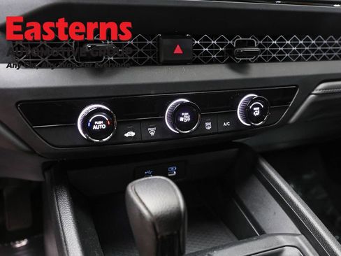 Used 2025 Honda Accord LX image 19