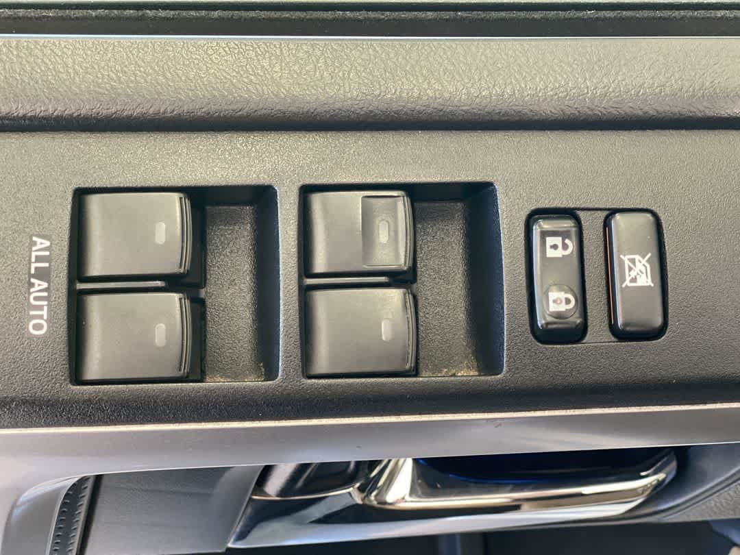 Used 2016 Toyota 4Runner Limited AWD/4WD image 16