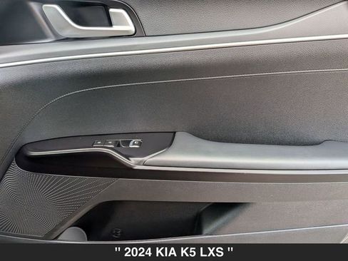 Used 2024 Kia K5 LXS image 35