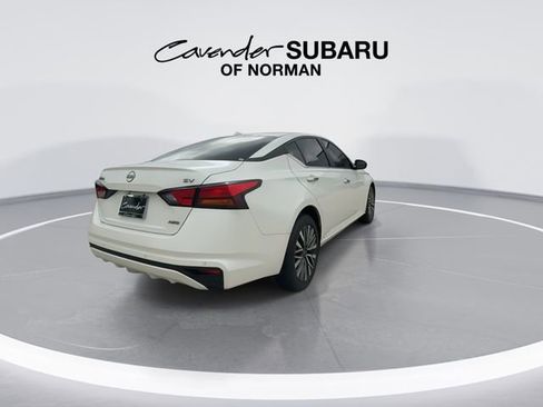 Used 2024 Nissan Altima 2.5 SV image 8