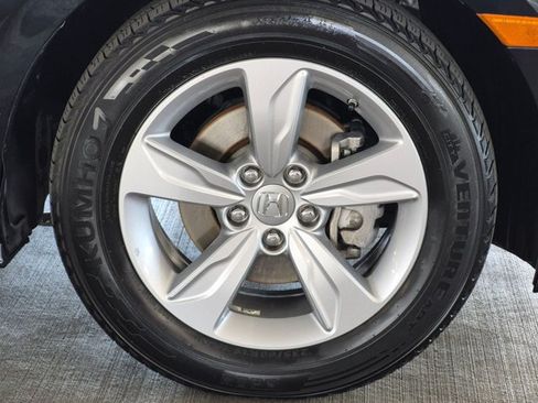 Used 2019 Honda Odyssey EX-L image 24
