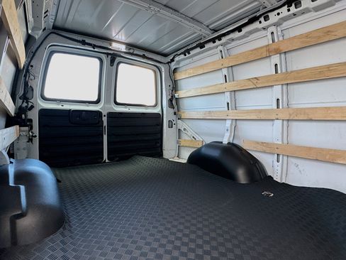 Used 2024 Chevrolet Express 2500 Work Van Cargo w/ Driver Convenience Package image 16