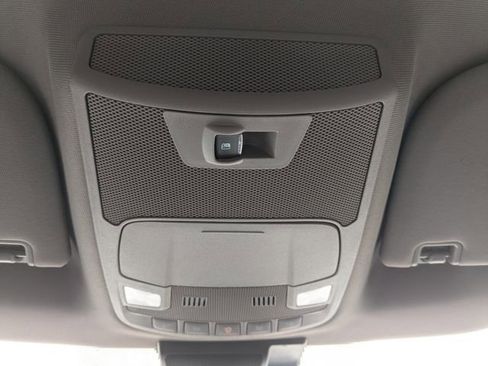 Used 2022 Ford F250 XLT w/ XLT Premium Package image 32