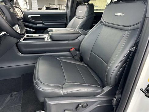 New 2025 Ford Expedition Platinum w/ Stealth Performance Package image 22