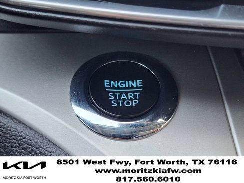 Used 2023 Ford Explorer XLT w/ Equipment Group 202A RWD image 17