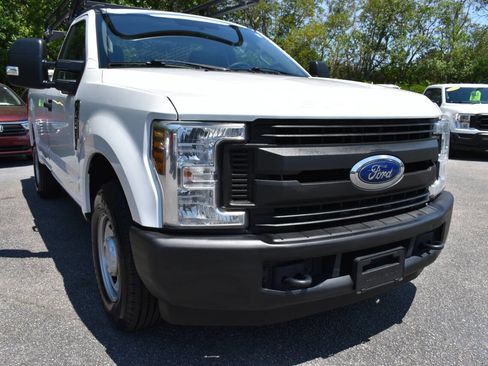 Used 2018 Ford F250 XL w/ Power Equipment Group RWD image 38