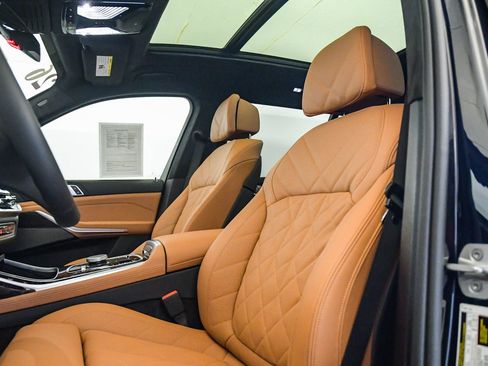 Used 2026 BMW X7 xDrive40i w/ M Sport Package AWD/4WD image 20