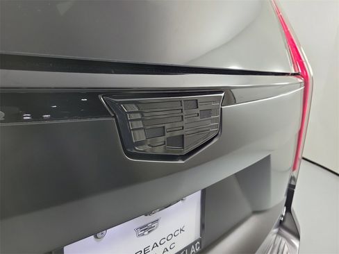 Used 2024 Cadillac Escalade V w/ Heavy-Duty Trailer Package image 7