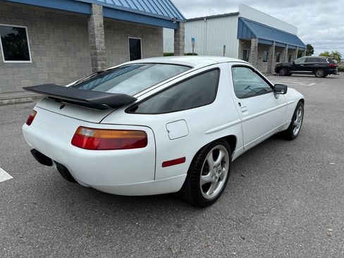 Used 1987 Porsche 928 S4 RWD image 6