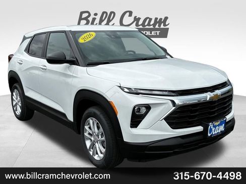 New 2026 Chevrolet TrailBlazer LS w/ LS Convenience Package AWD/4WD image 1