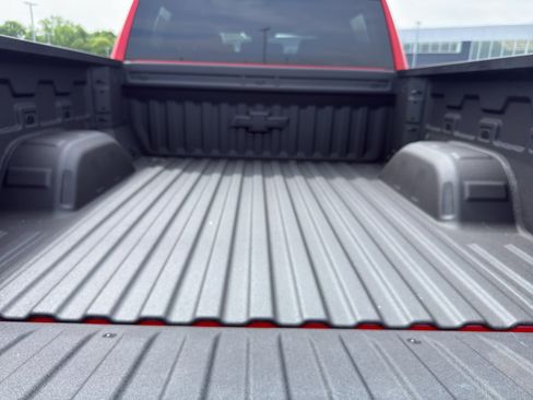 Used 2025 Chevrolet Silverado 1500 Custom Trail Boss AWD/4WD image 8