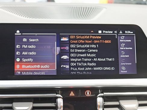 Used 2023 BMW 440i xDrive M440i xDrive w/ Premium Package image 19