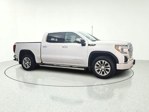 Used 2019 GMC Sierra 1500 Denali w/ Technology Package AWD/4WD image 2