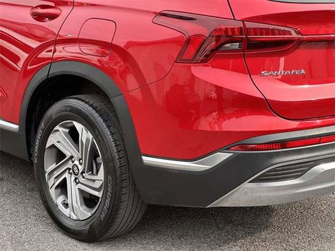 Certified 2022 Hyundai Santa Fe SEL image 9