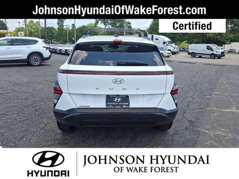 Certified 2025 Hyundai Kona SEL FWD image 14