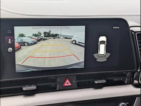 Used 2024 Kia Sportage EX FWD image 12