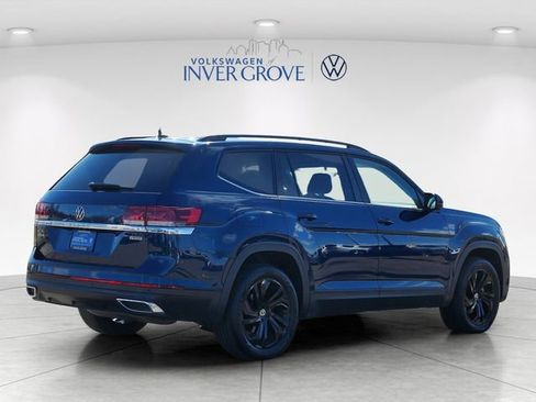 Certified 2022 Volkswagen Atlas SE w/ Panoramic Sunroof Package AWD/4WD image 7