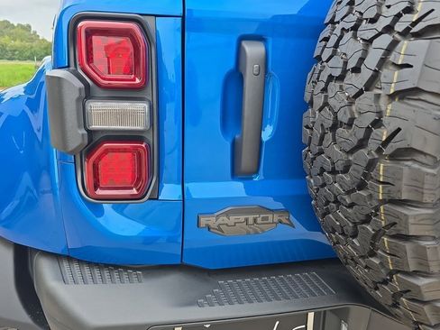 New 2025 Ford Bronco Raptor w/ Interior Carbon Fiber Pack image 30