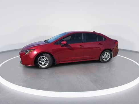 Used 2022 Toyota Corolla LE FWD image 4