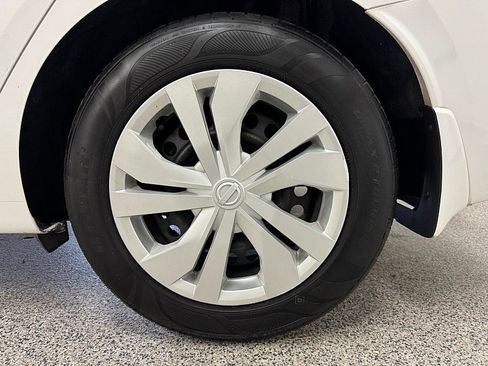 Used 2020 Nissan Versa S image 24