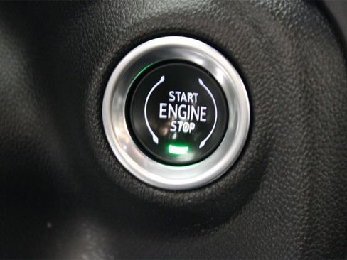 Used 2021 GMC Sierra 1500 AT4 image 28