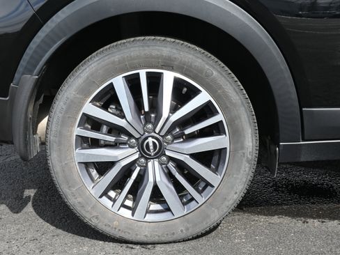 Certified 2023 Nissan Kicks SV image 10