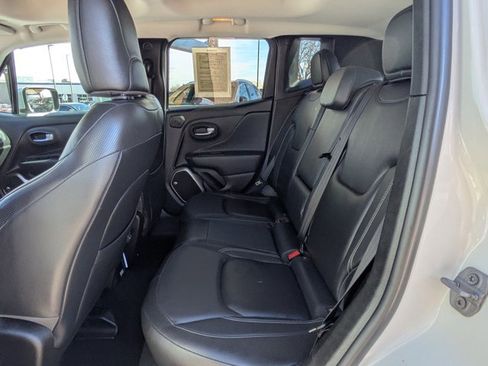 Used 2018 Jeep Renegade Limited w/ Safety & Security Group image 12