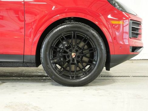 New 2026 Porsche Cayenne Coupe AWD/4WD image 42