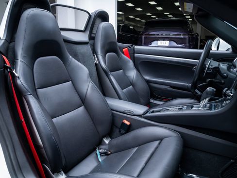 Used 2016 Porsche Boxster GTS RWD image 22
