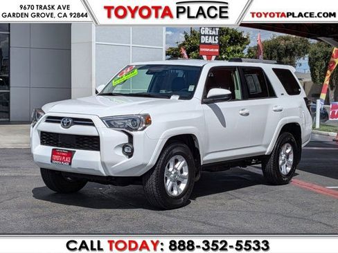 Used 2024 Toyota 4Runner SR5 RWD image 1