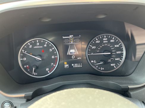 Used 2025 Subaru Ascent Premium AWD/4WD image 21