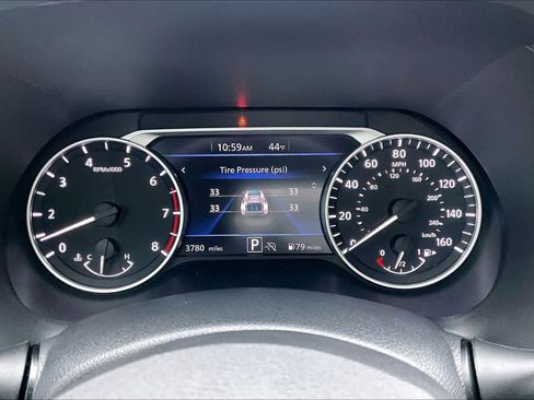 Certified 2025 Nissan Sentra SR image 24