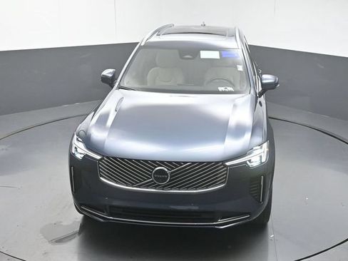 Used 2026 Volvo XC90 B6 Plus w/ Protection Package Premier AWD/4WD image 45