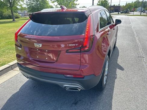 Used 2020 Cadillac XT4 Premium Luxury w/ Cold Weather Package FWD image 22