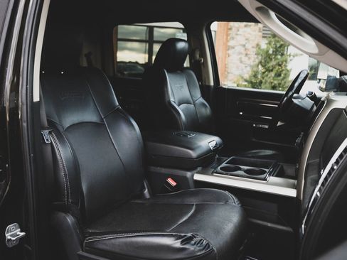 Used 2014 RAM 3500 Laramie w/ Convenience Group image 27