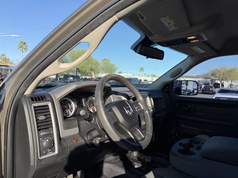 Used 2015 RAM 2500 Tradesman w/ Chrome Appearance Group AWD/4WD image 15