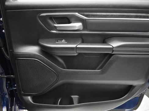 Used 2024 RAM 1500 Big Horn AWD/4WD image 31
