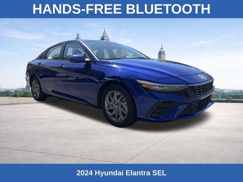 Used 2024 Hyundai Elantra SEL FWD image 7