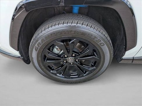 Used 2022 Toyota RAV4 SE AWD/4WD image 21