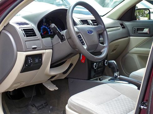 Used 2011 Ford Fusion SE FWD image 19