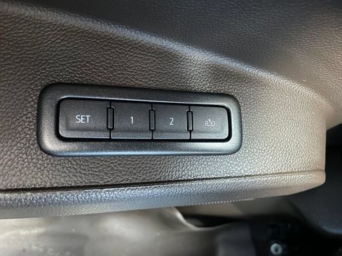 Used 2020 GMC Yukon XL Denali w/ Open Road Package AWD/4WD image 28
