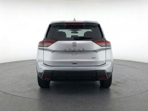 Used 2025 Nissan Rogue SV image 7